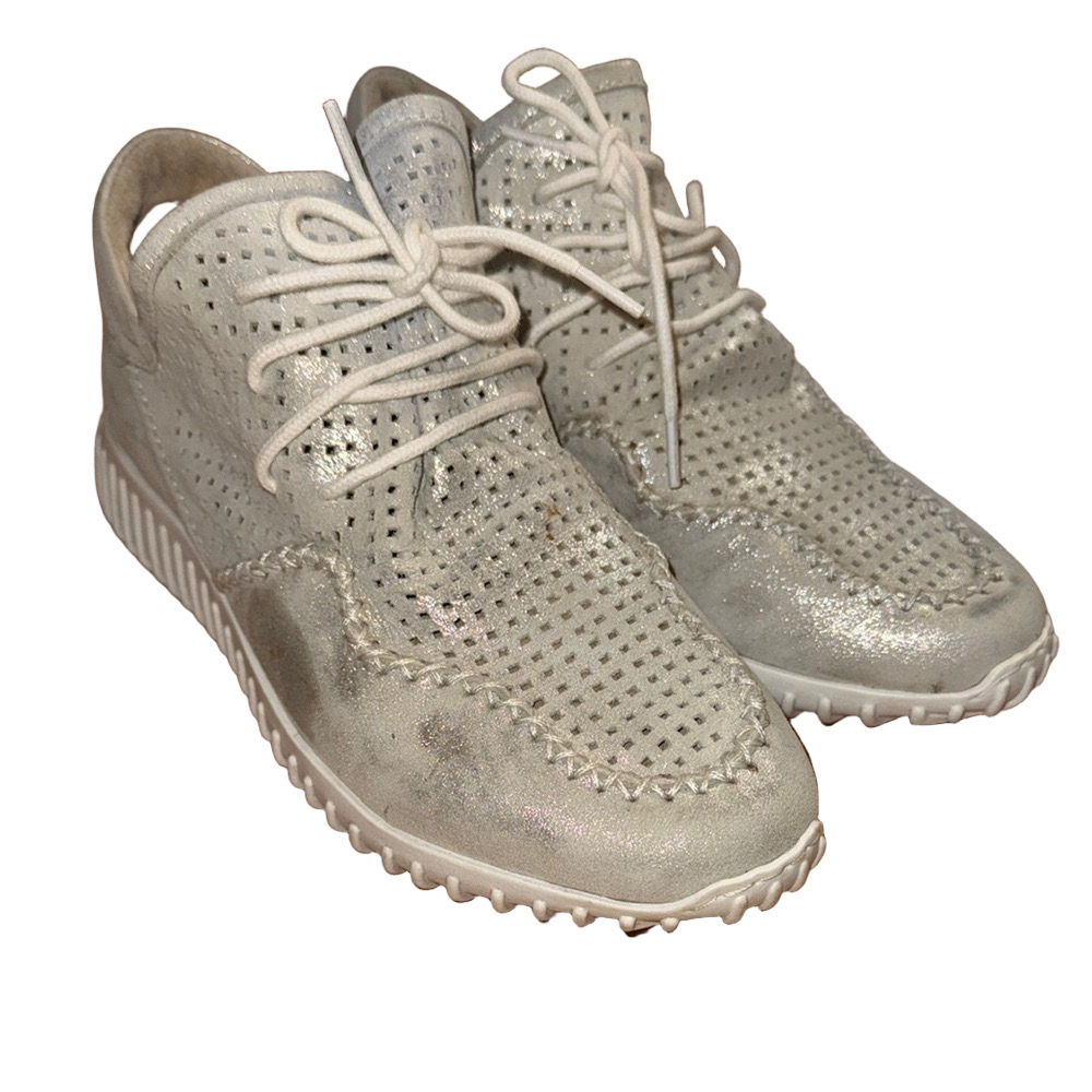 Diba True 7 Poker Hand Metallic Leather Perforated Lace Up Sneakers